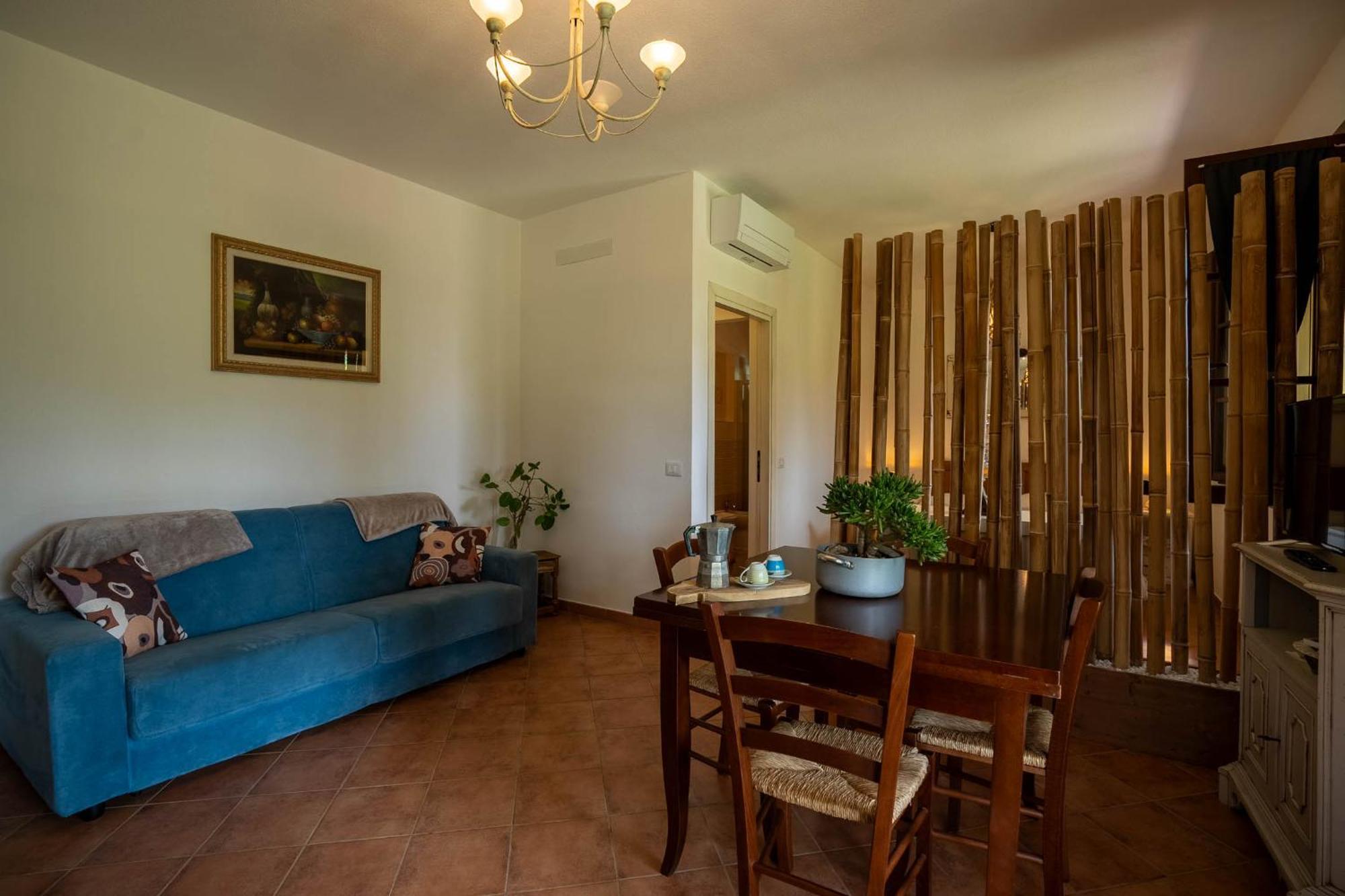 Holiday House Cuordinatura Apartment มนโตโปลิอินวัลดาร์โน ภายนอก รูปภาพ